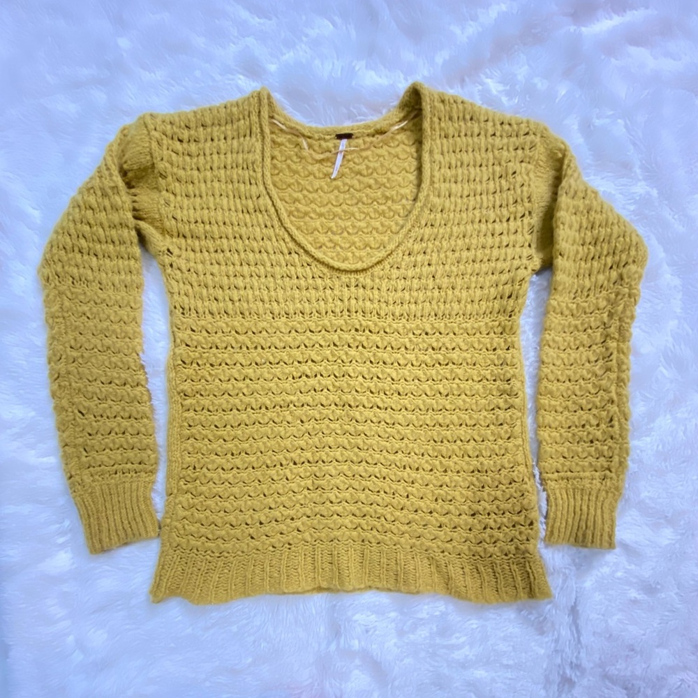 Free people Tunic sweater. Size medium